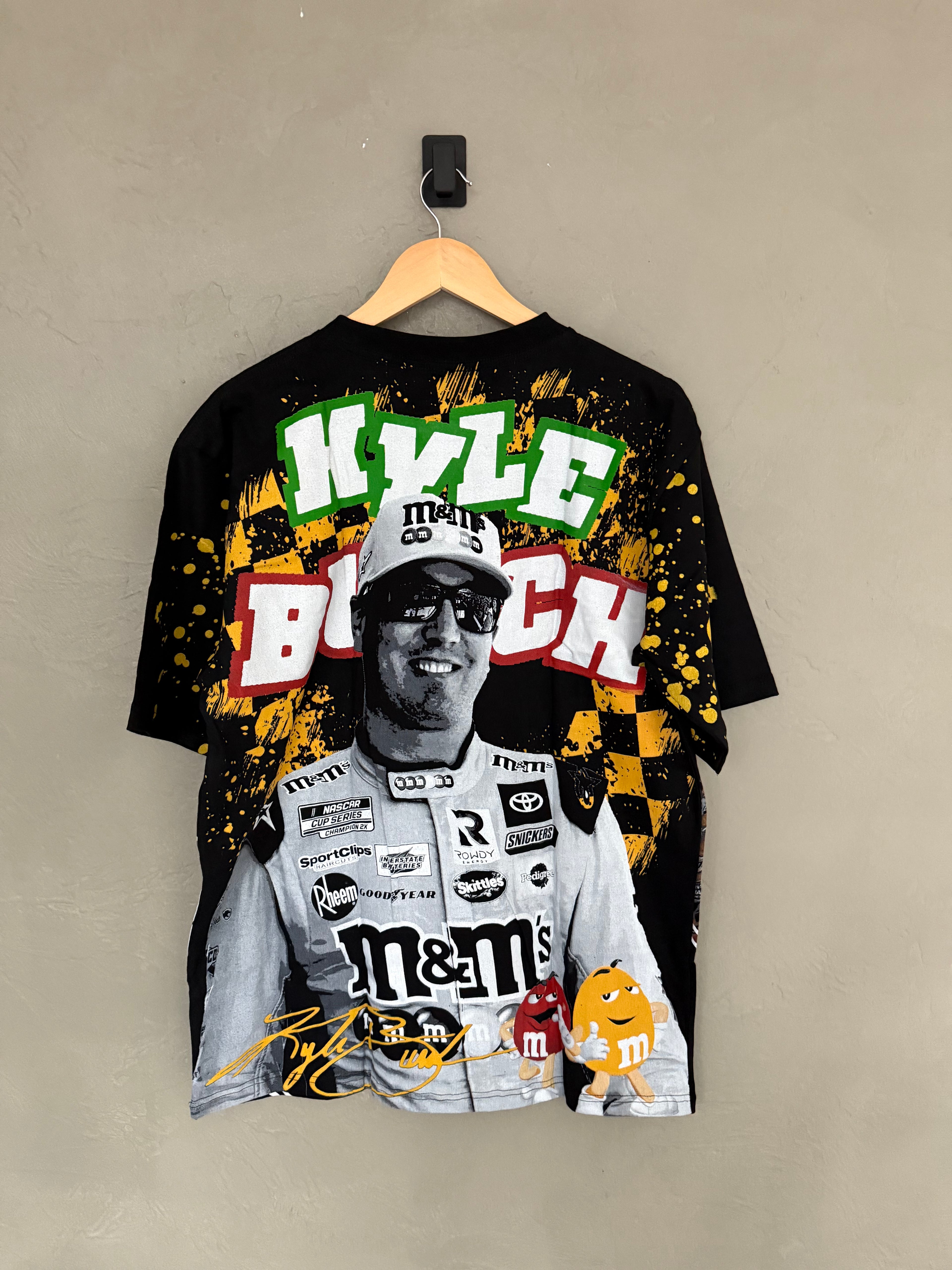 Kyle Busch Nascar AOP