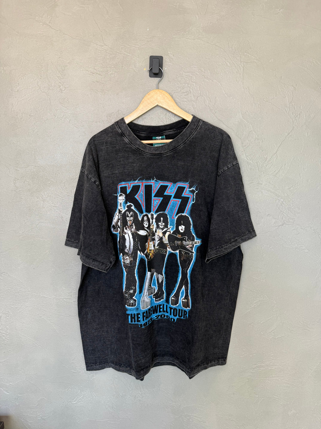 Kiss Band Tee