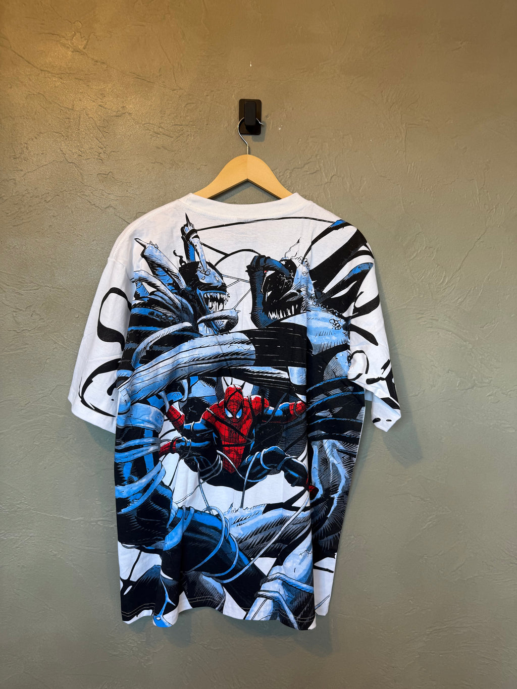 Spider-Man Venom AOP