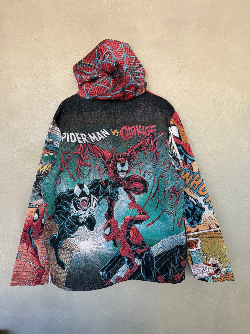 Spider-Man vs Carnage Tapestry Hoodie