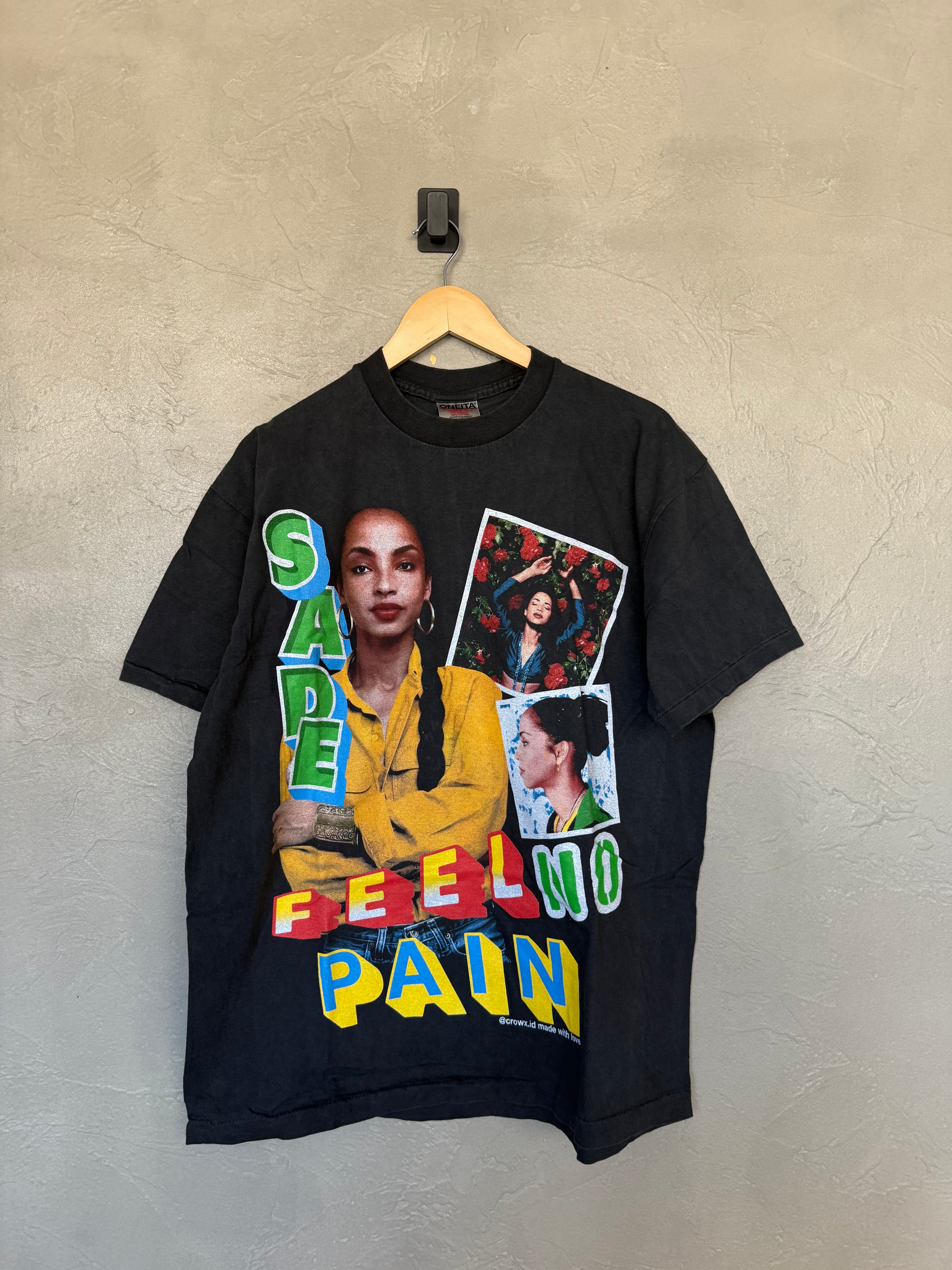 Sade Tee