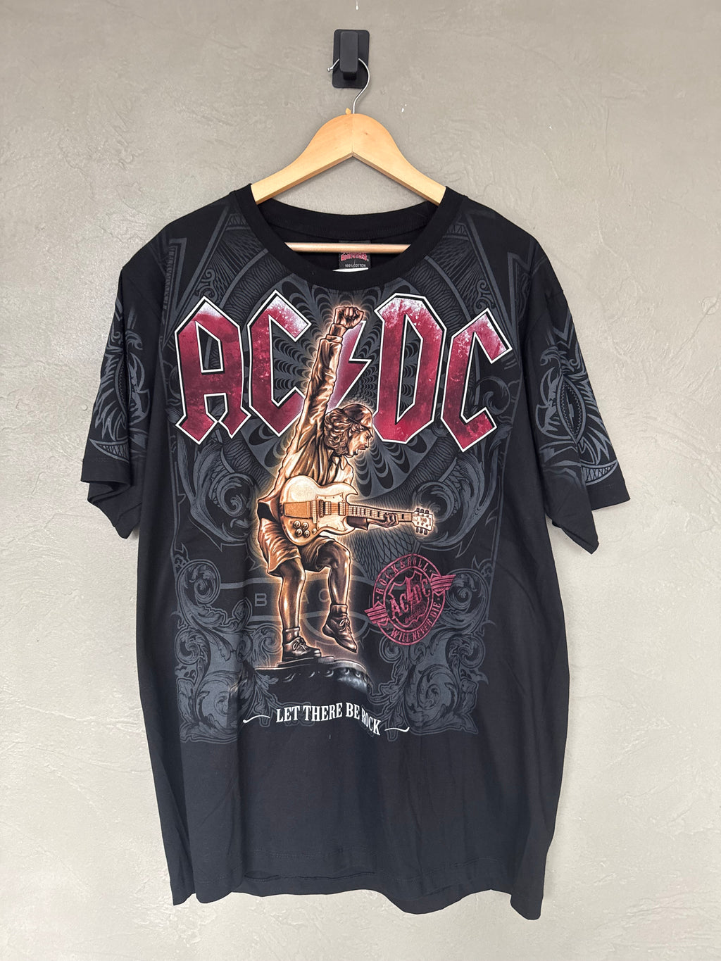 AC/DC AOP