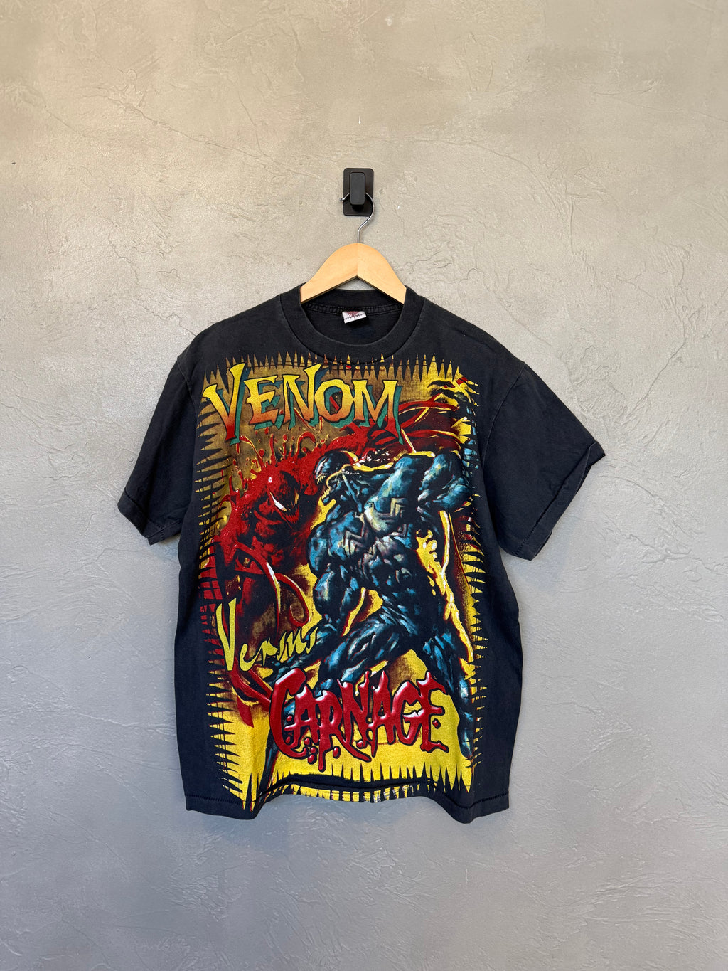 Venom Carnage Tee