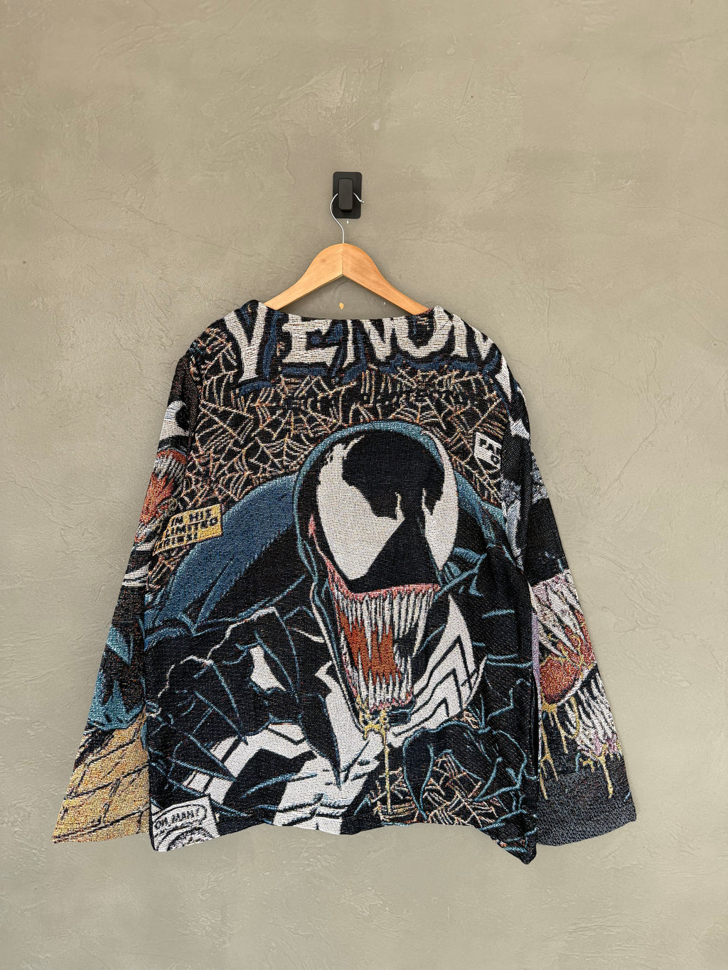 Venom Spider-Man Tapestry Sweatshirt