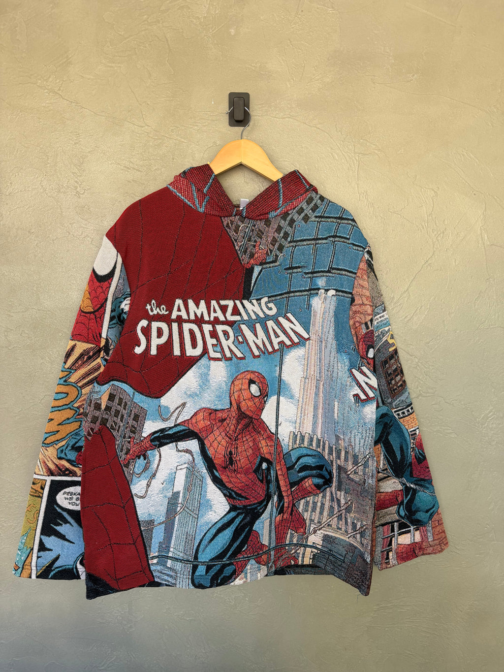 Spider-Man vs Carnage Tapestry Hoodie